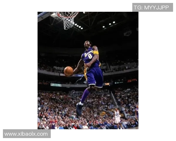 姚明重扣精彩瞬间回顾震撼全场的篮球传奇时刻